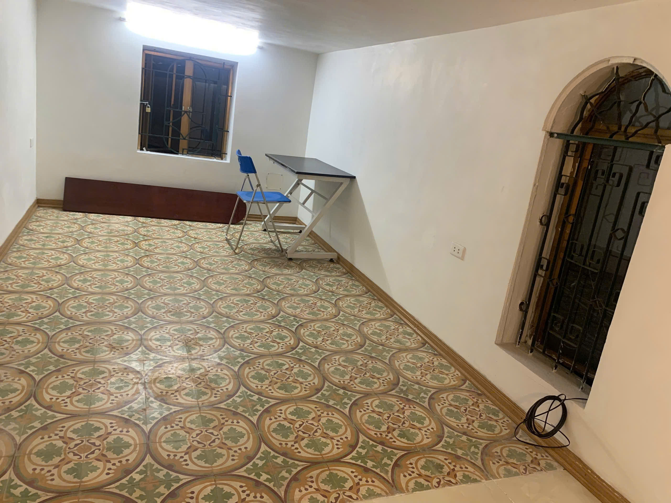 Cho thuê nhà nguyên căn ngõ 239 Ngõ Khâm, 35m2 x 2 tầng, 2 ngủ, 1 wc, 9 triệu - Ảnh 3
